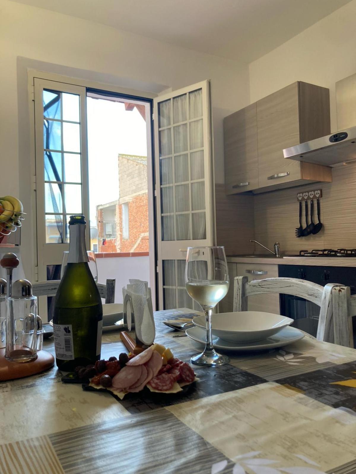 Appartamento S'Imbusthouse Oristano Esterno foto
